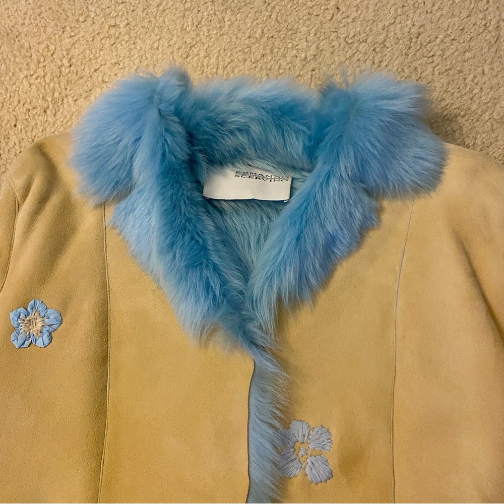 Tan shearling jacket with blue faux fur trim - Picture 2 of 8